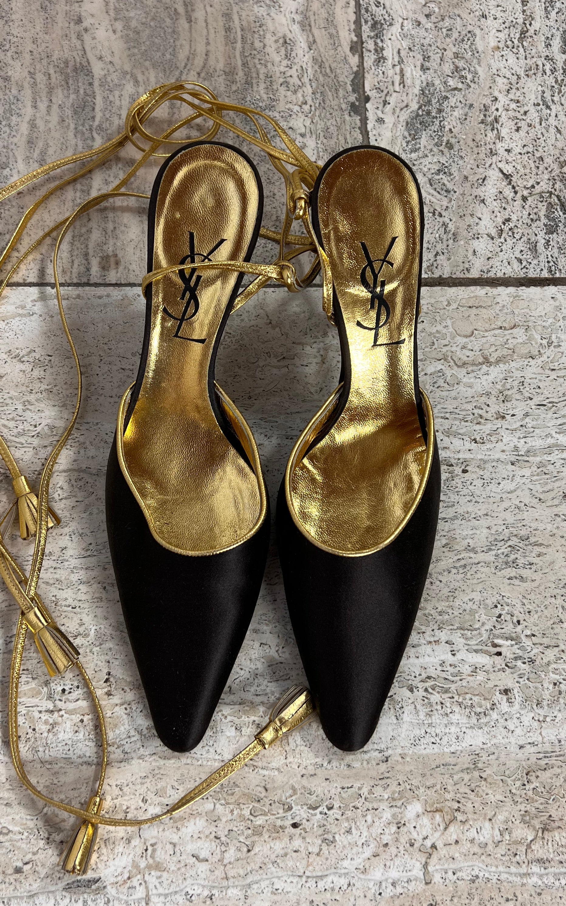 Vintage Yves Saint Laurent Darkbrown Satin Pumps 37
