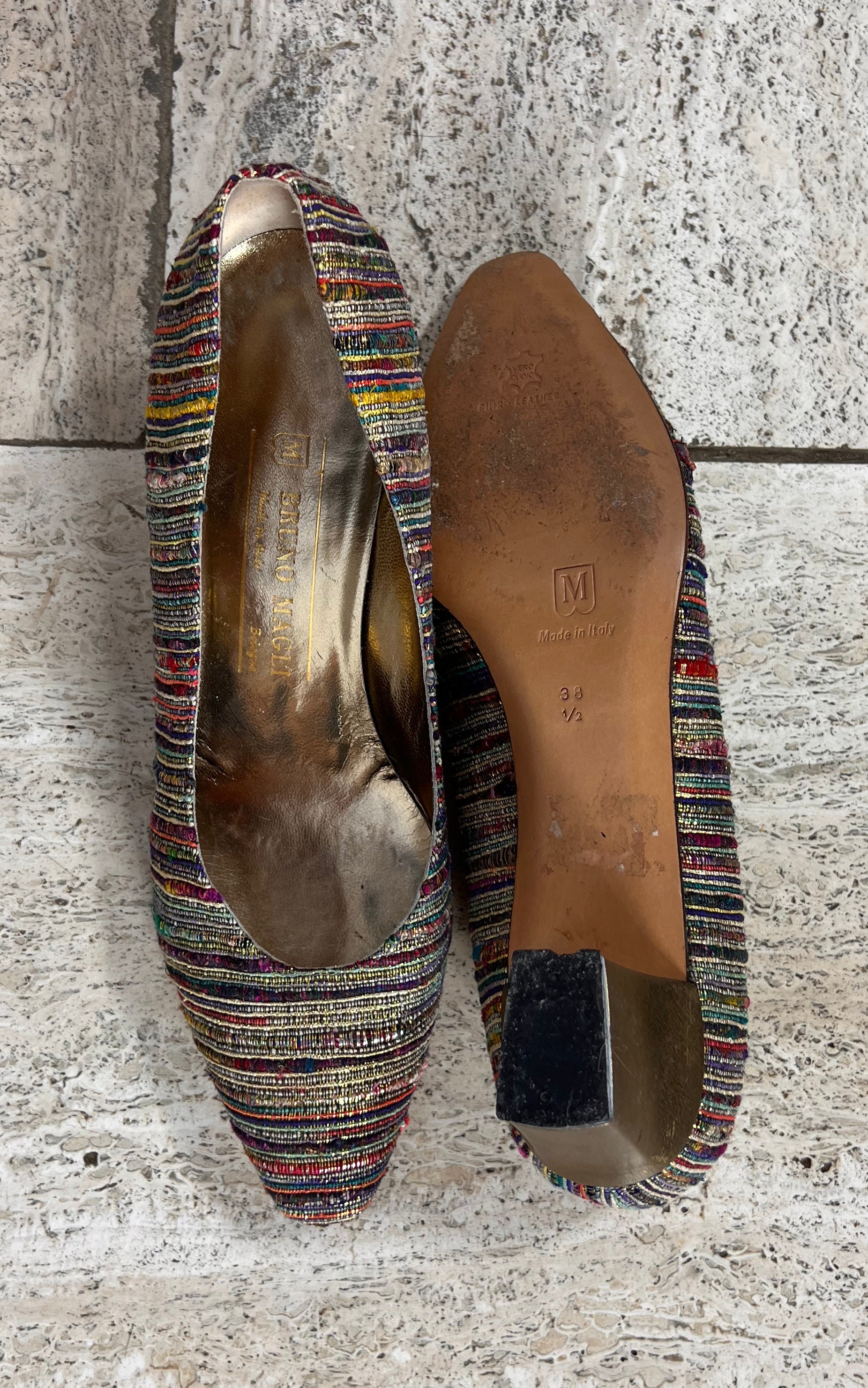 Vintage Gold Woven Bruno Magli Pumps 38,5