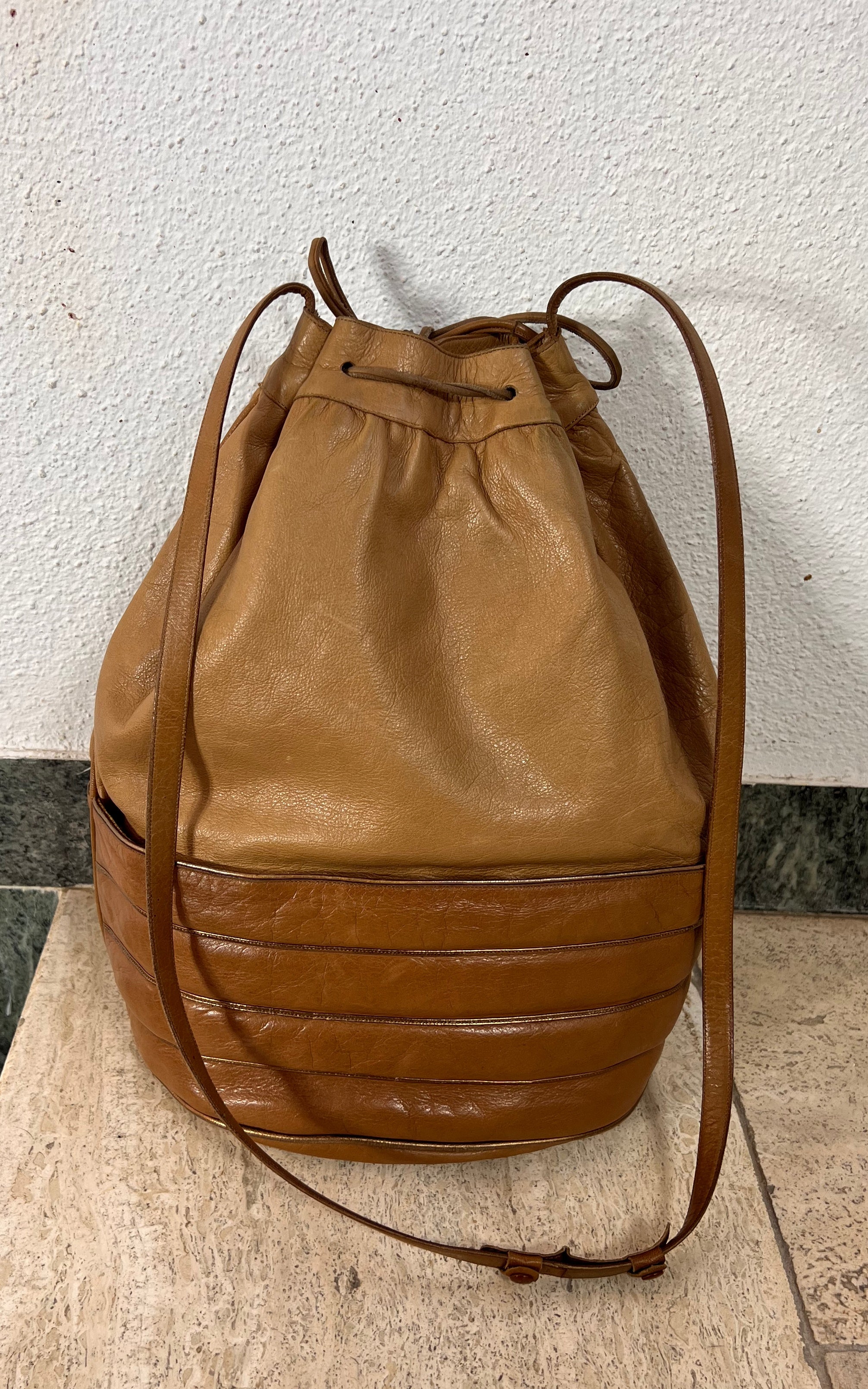 Vintage 70s Pollini Leather Drawstring Bucket Bag