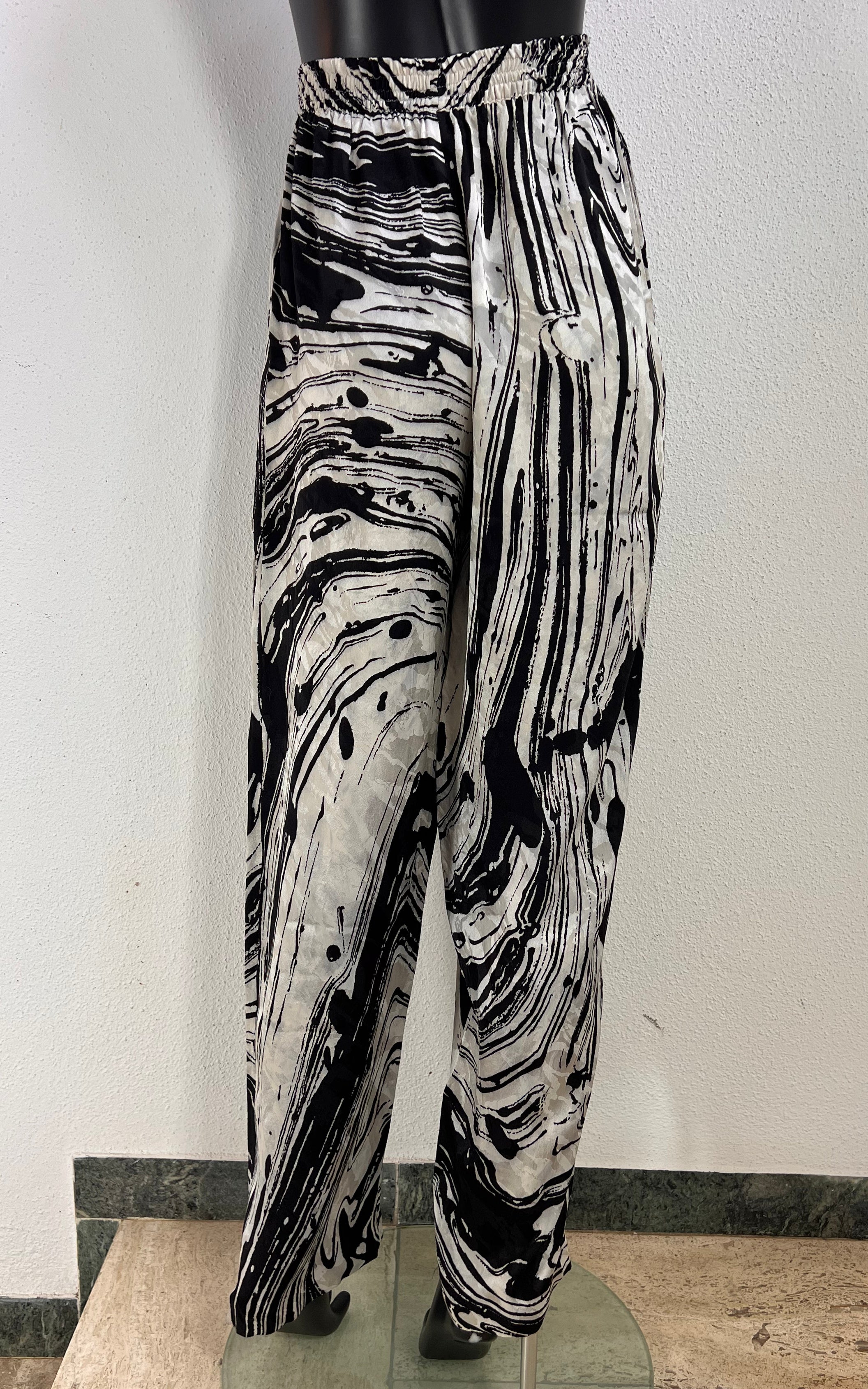 Vintage ESCADA by Margaretha Ley 100% Silk Abstract Marbled Print Trousers