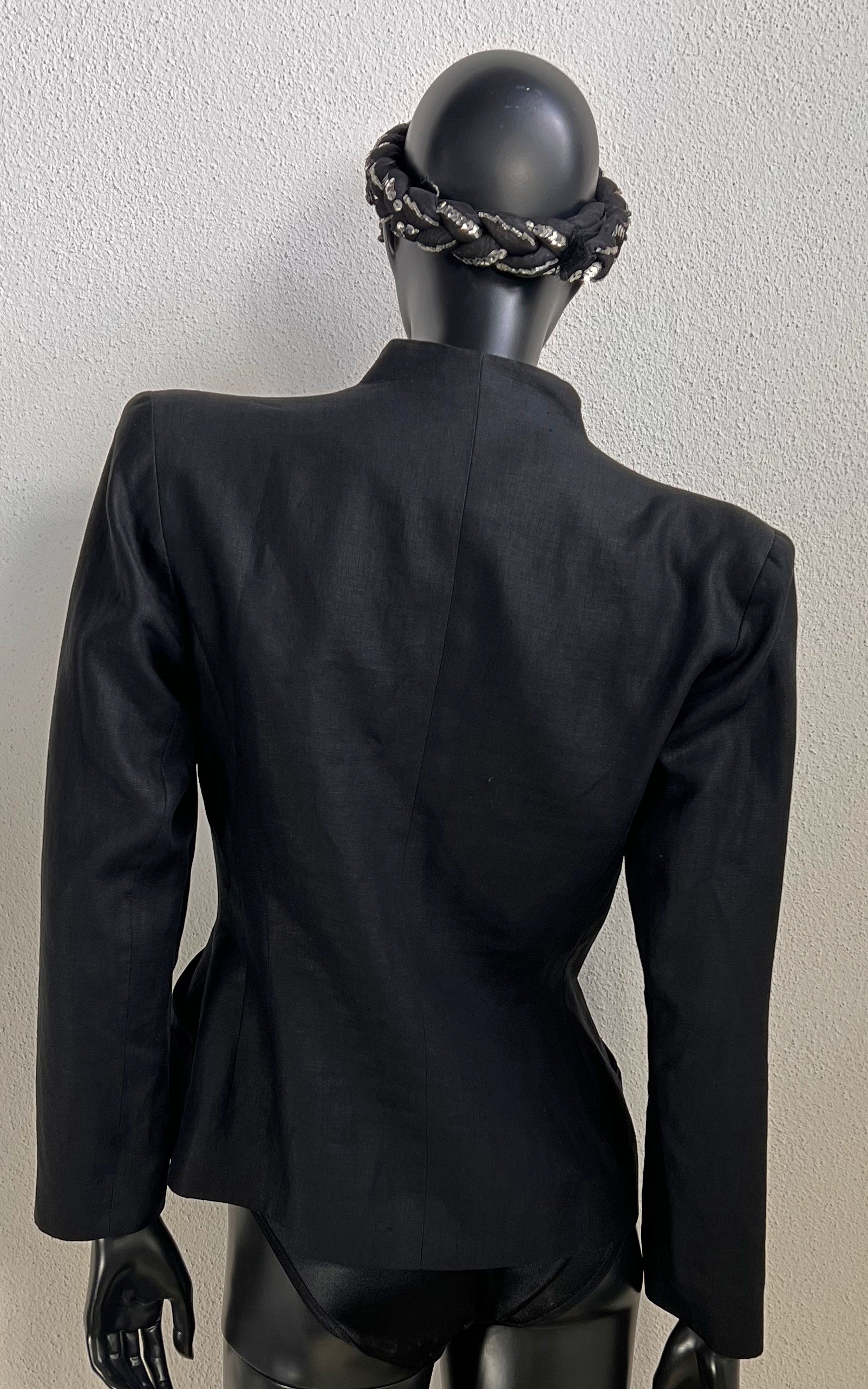 Vintage Emmanuelle Khanh Scallop Linnen Blazer