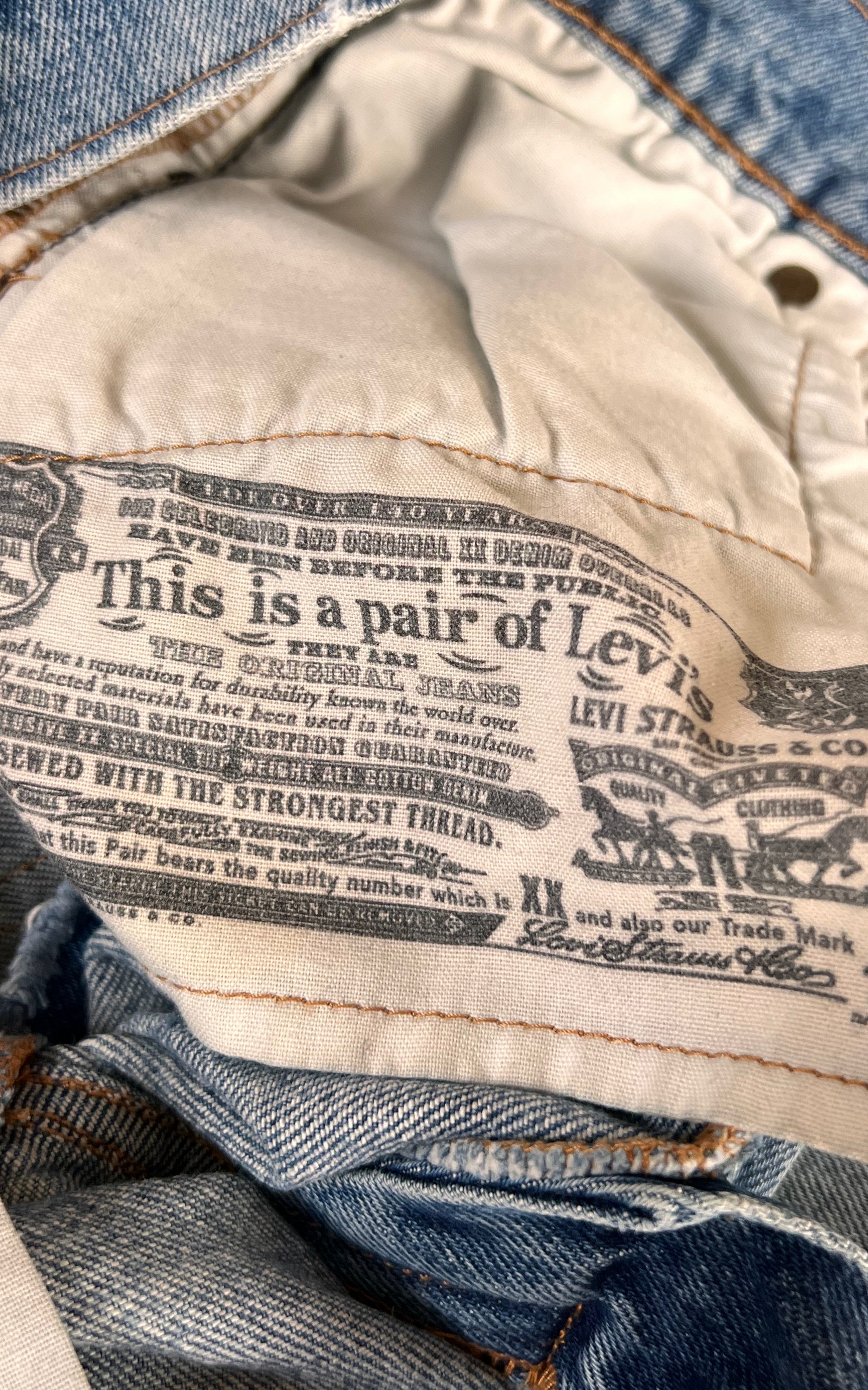 Vintage Levis Skinny Pants