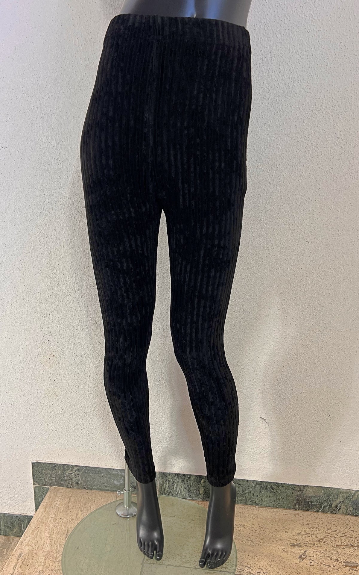 Vintage 90s Deadstock Black Ribbed Velvet Stretch Leggings