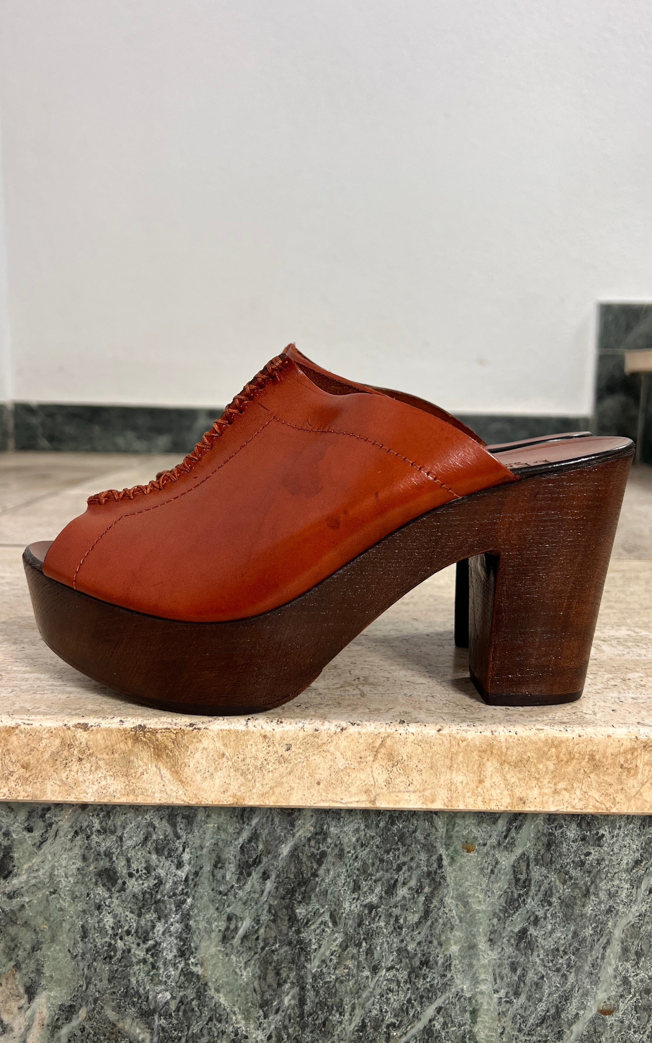 Deadstock 70s Style Clogs 38