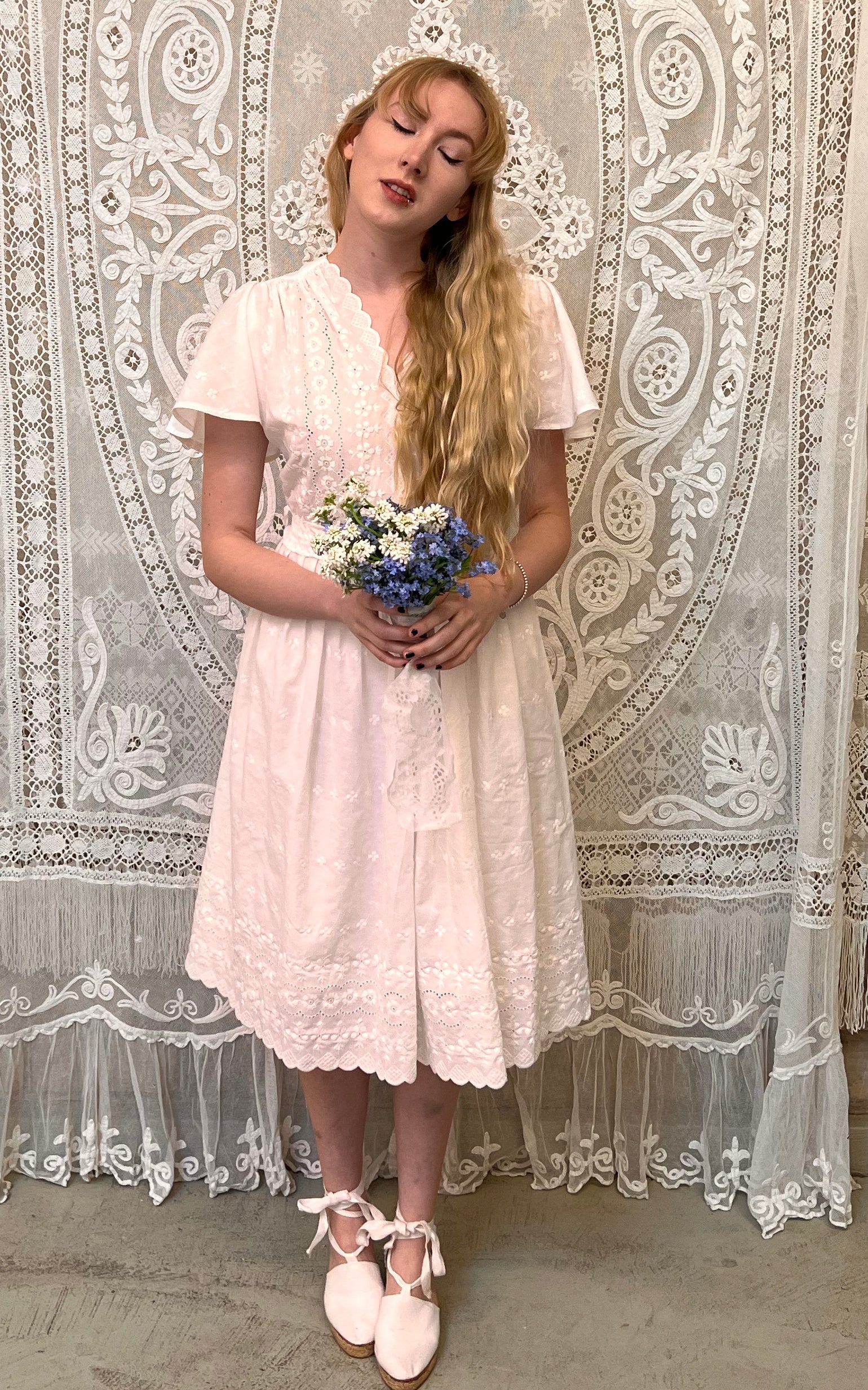Abito da Sposa in Broderie Anglaise anni '70