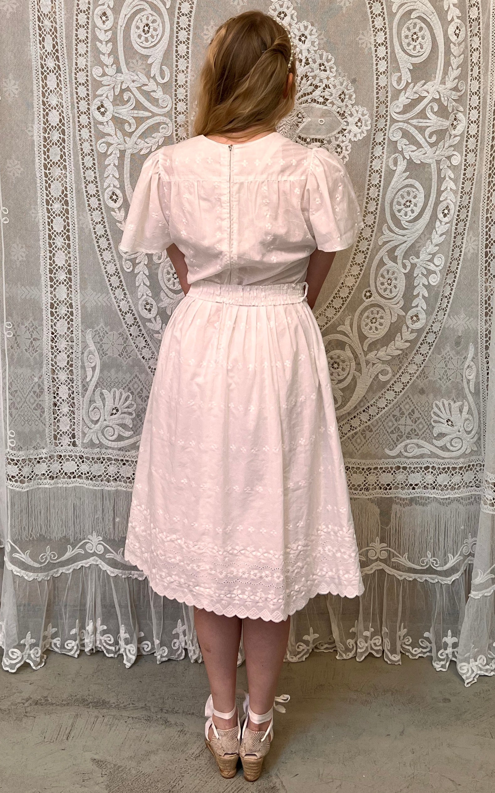 Abito da Sposa in Broderie Anglaise anni '70